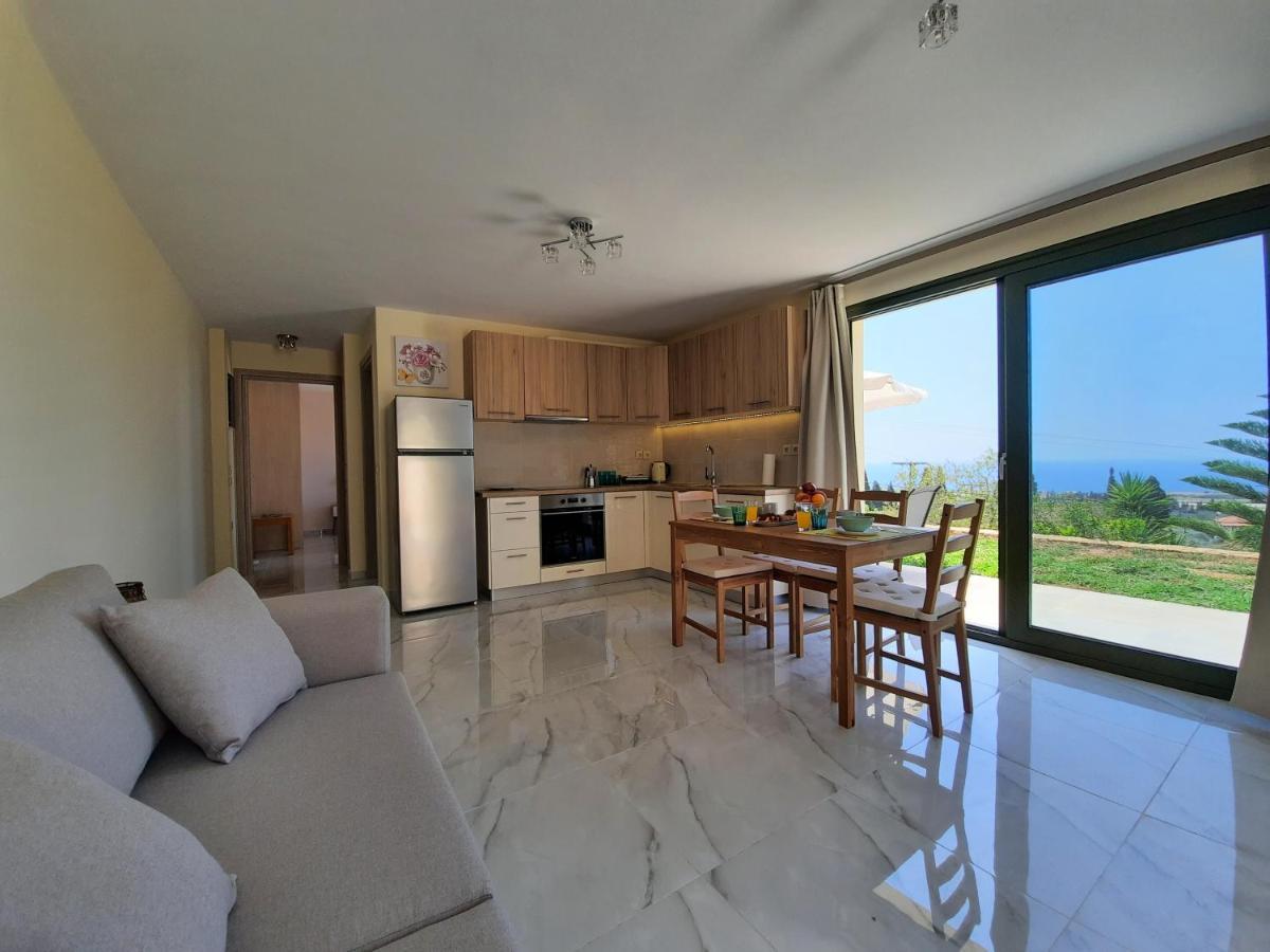 Freesia Grand Sea View Residence Svoronata Exterior photo